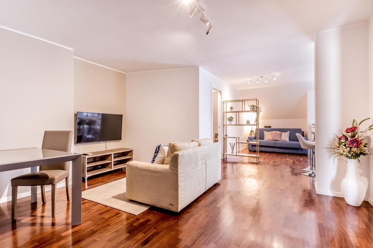 Bbhome Penthouse Bright And Elegant Metro Conca D'Oro Рим Экстерьер фото